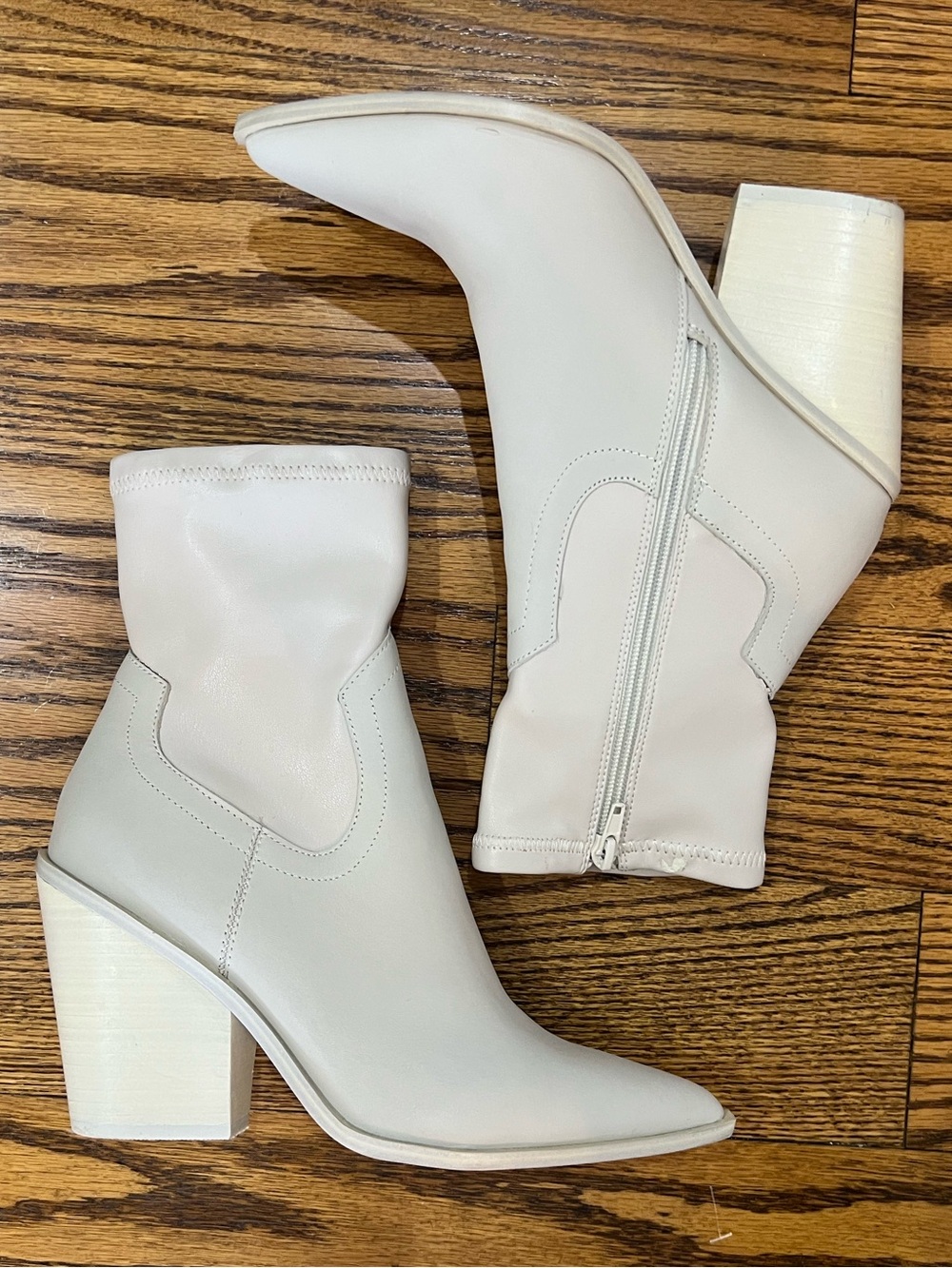 Steve Madden Thorn Sock Booties Sz 8 Bone Coastal Cowgirl Boho Western Festival